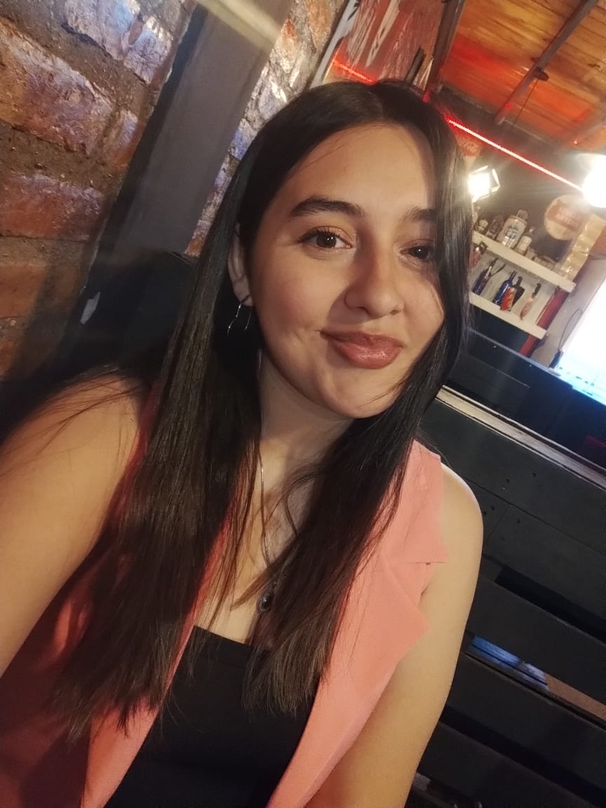 Andrea Claribel Rosales