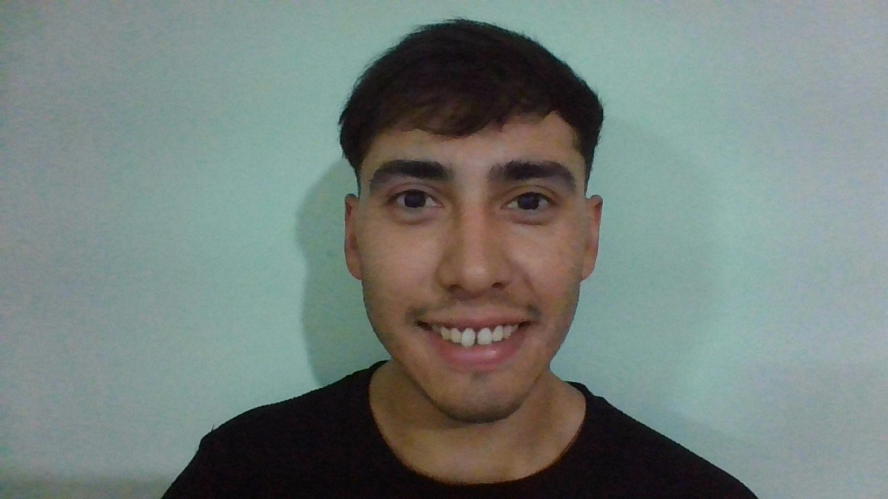 Ramiro Gomez
